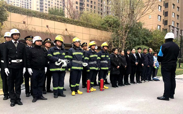 打響消防演習戰、蔚藍東庭刻不容緩——蔚藍東庭消防設施設備實操演練