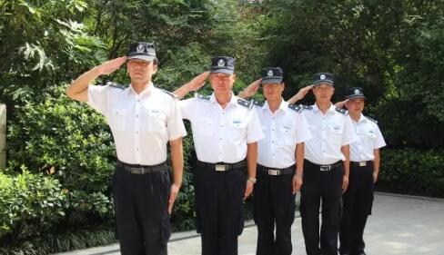 身邊故事 | 形跡可疑，物業安防巧抓蟊賊！
