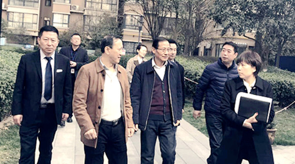 秦華進(jìn)社區(qū) 暖心服務(wù)在天朗