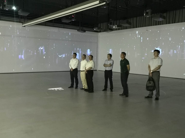 官網1.jpg