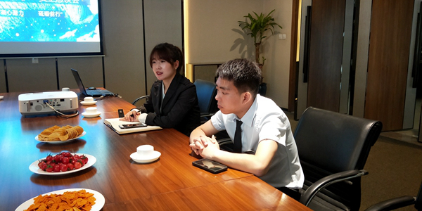 官網2.jpg
