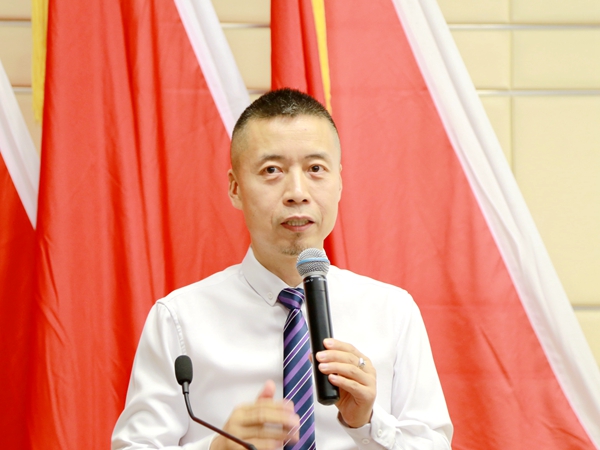 官網3.jpg