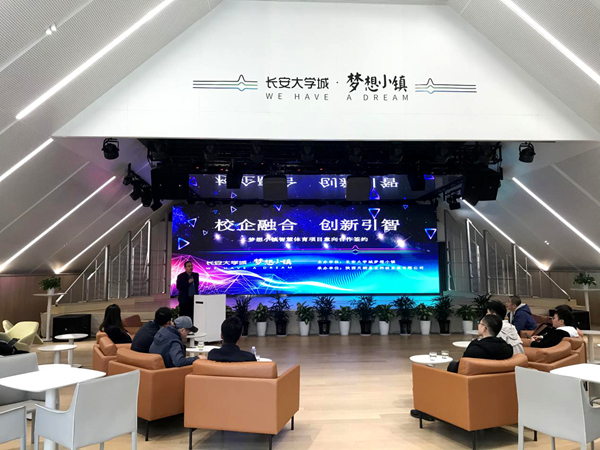 官網1.jpg