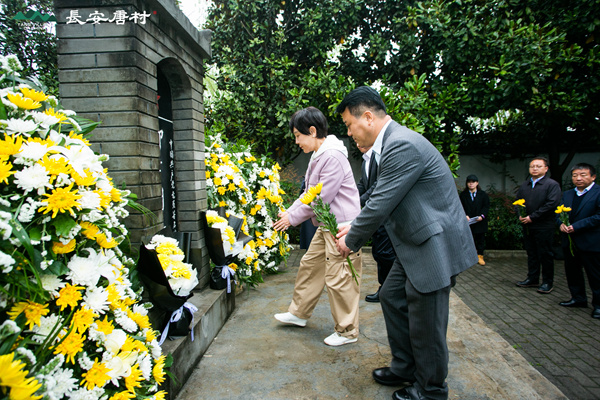 官網(wǎng)03.jpg