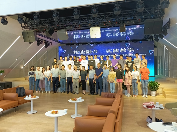 官網3.jpg